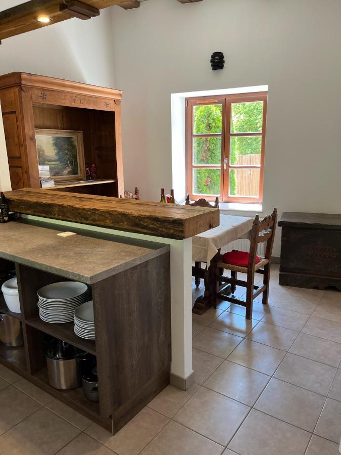 Domaine La Cour Des Nobles - Demeure, Maison Et Appartements Au Coeur De Riquewihr Eksteriør billede